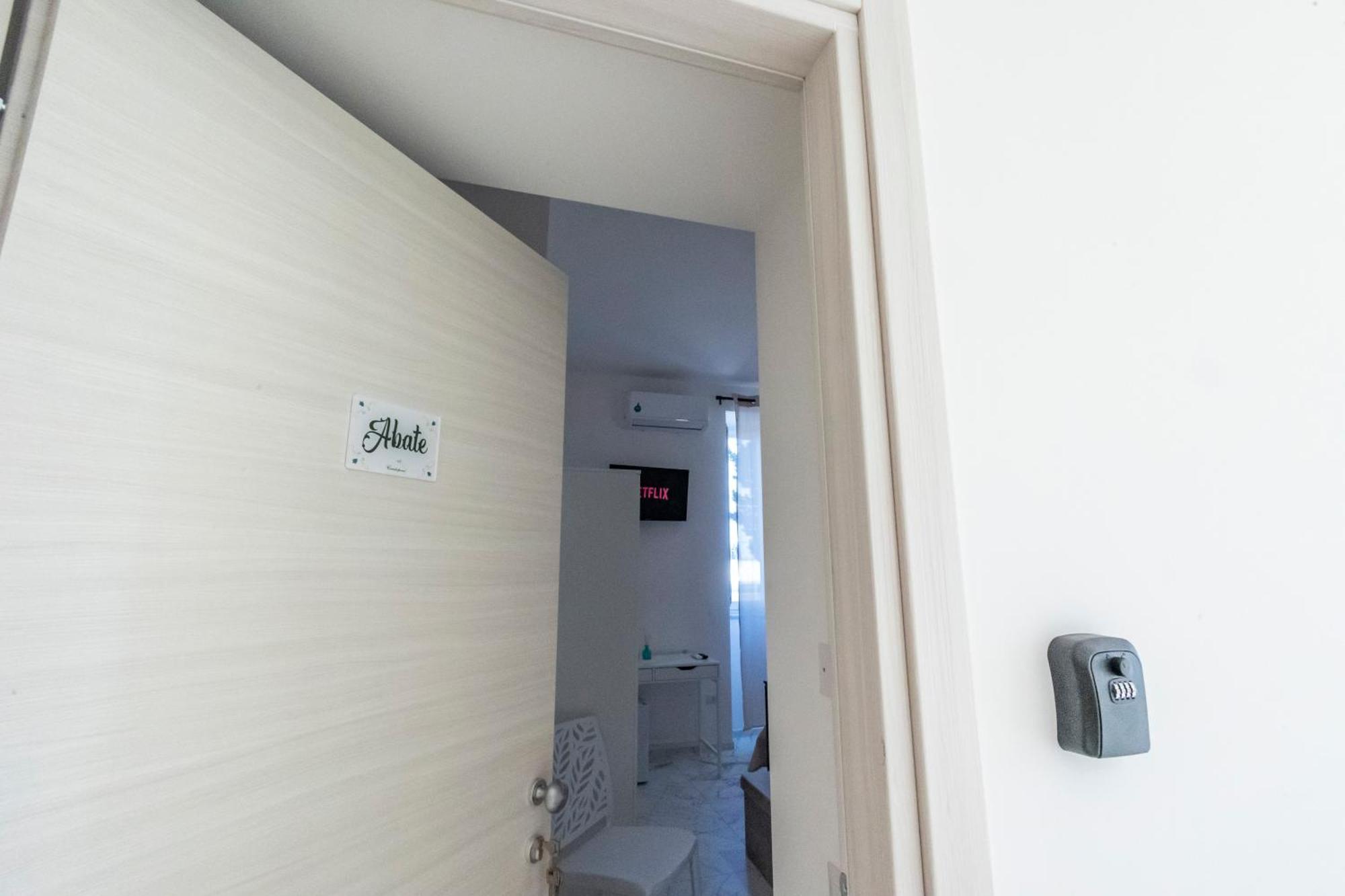 Cientopera Suite Rooms Pontecagnano Εξωτερικό φωτογραφία