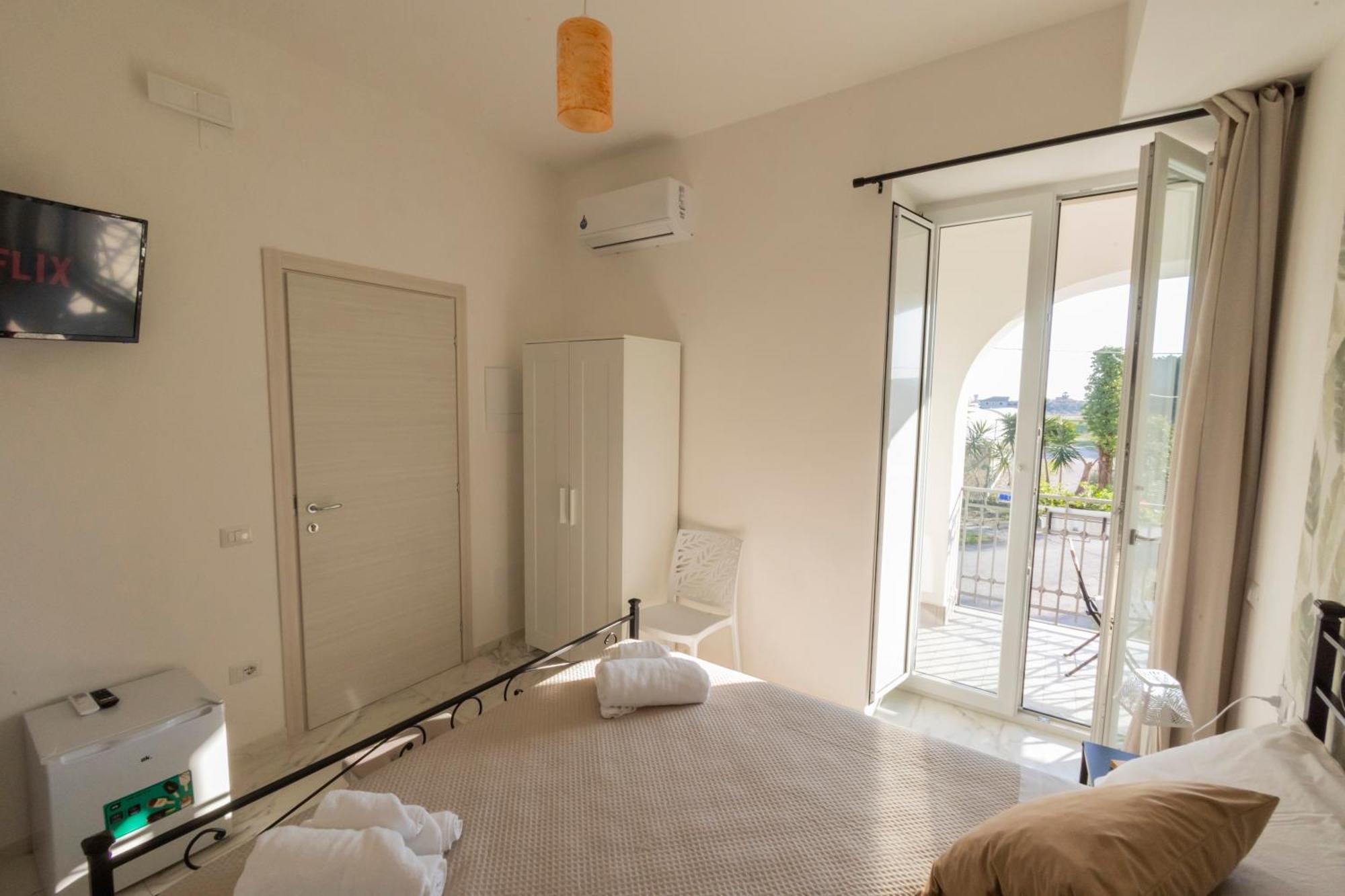 Cientopera Suite Rooms Pontecagnano Εξωτερικό φωτογραφία